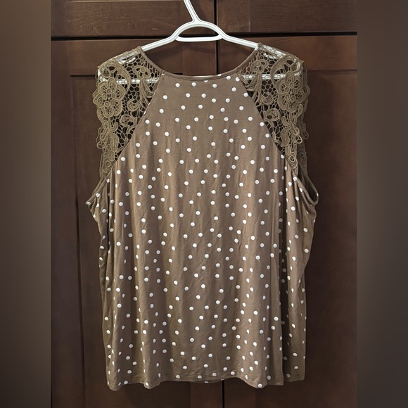 Ricki’s top - Picture 2 of 2